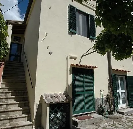 Apartment Trilo Tenuta Schiopparello *